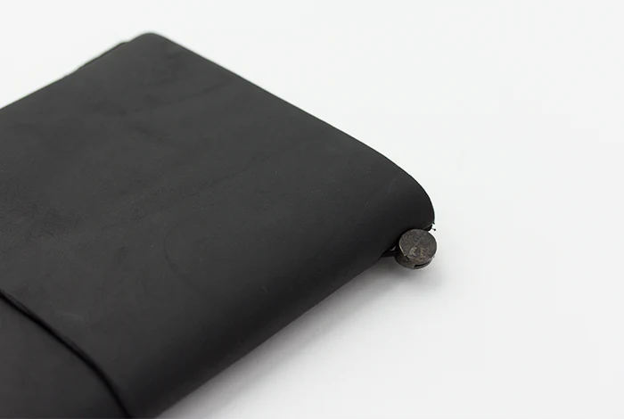 TRAVELER's Notebook - Regular Size - Black - Image 6
